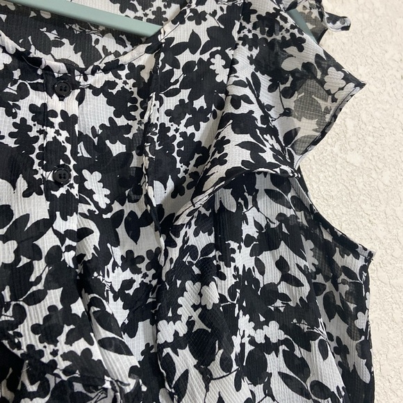 NEW YORK & Company Ruffle Blouse - Picture 8 of 11